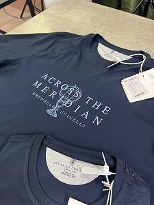 Футболка Brunello Cucinelli Across The Meridian синя f666 synthetic.ua - Фото 1