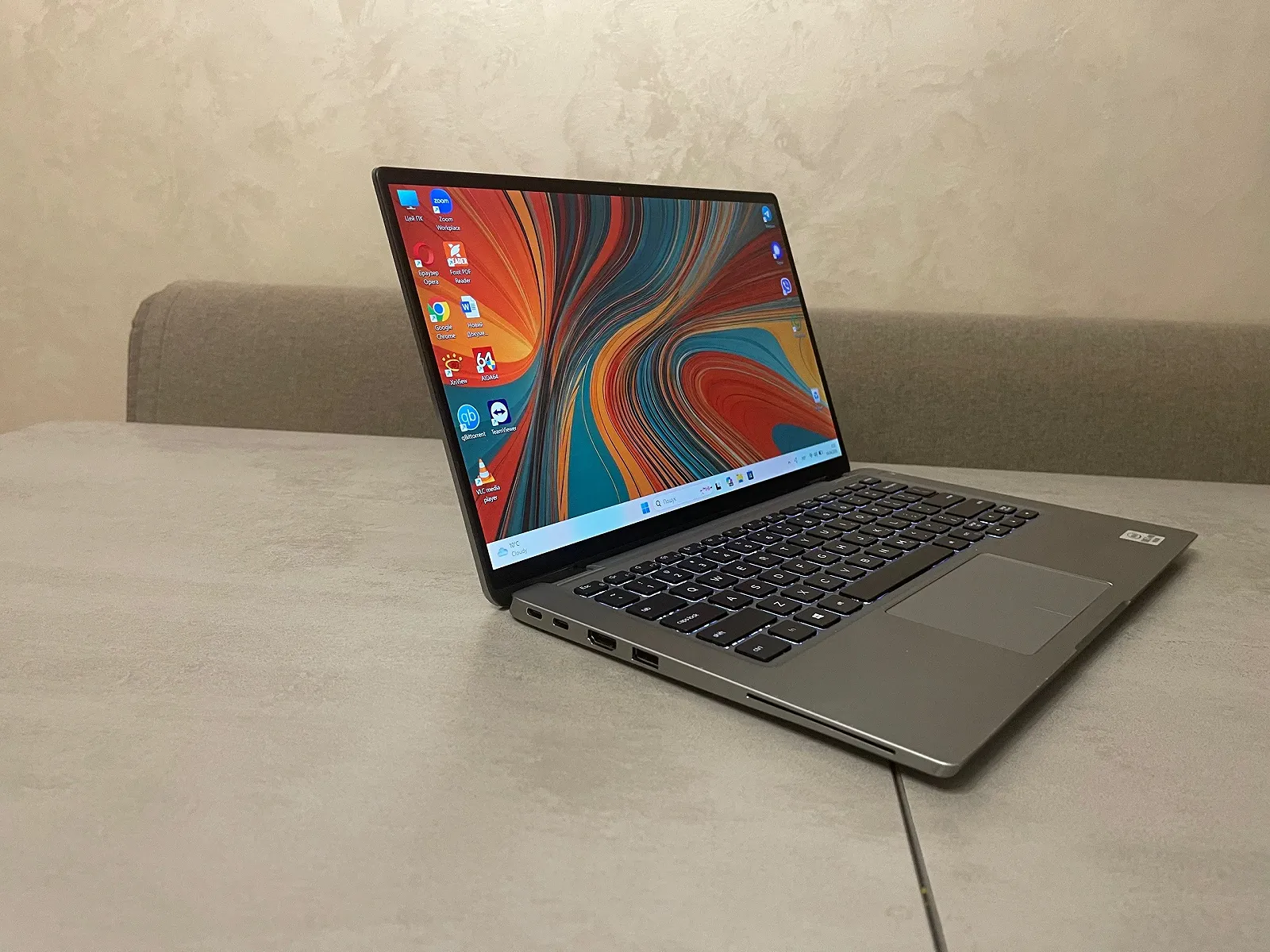 Ультрабук трансформер Dell Latitude 9410, 14" FHD IPS сенсор, i7-10610U, 16GB, 512GB SSD, LTE, фото №2 Ультрабук трансформер Dell Latitude 9410, 14" FHD IPS сенсор, i7-10610U, 16GB, 512GB SSD, LTE, фото №2