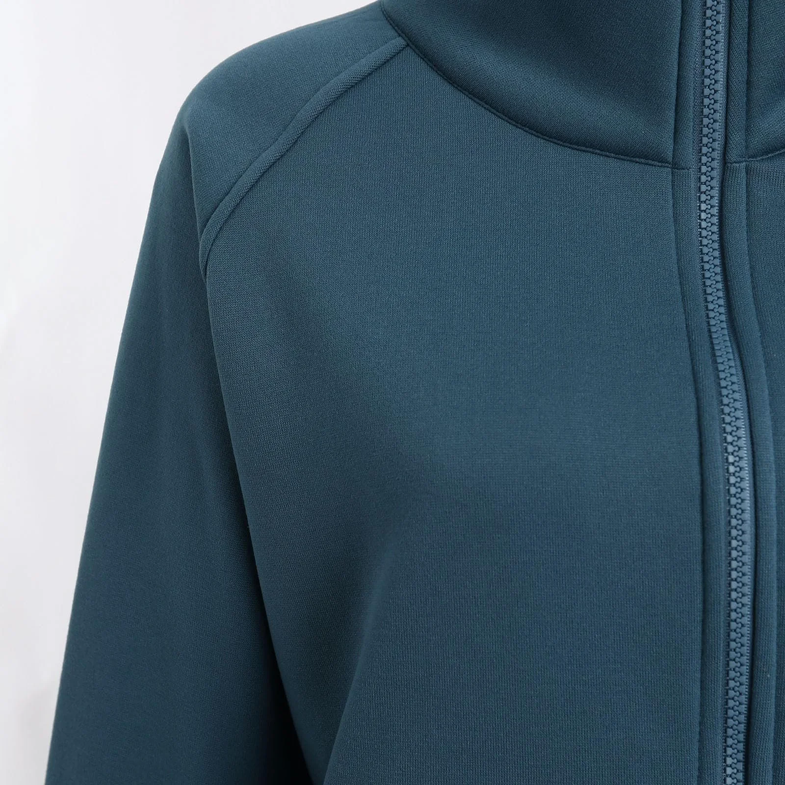 Женский пуловер на молнии однотонный (осень 2025), фото №4 Женский пуловер на молнии однотонный (осень 2025), фото №4