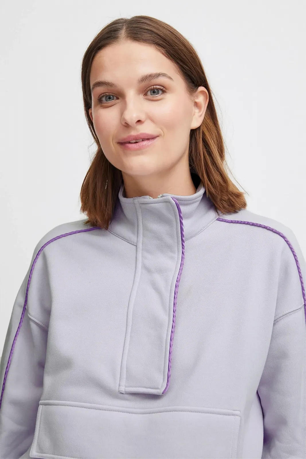 Женский свитшот Troyer The Jogg Concept JCSAKI с воротником-стойкой, 85% хлопок, 15% полиэстер, свободный крой, фото №5