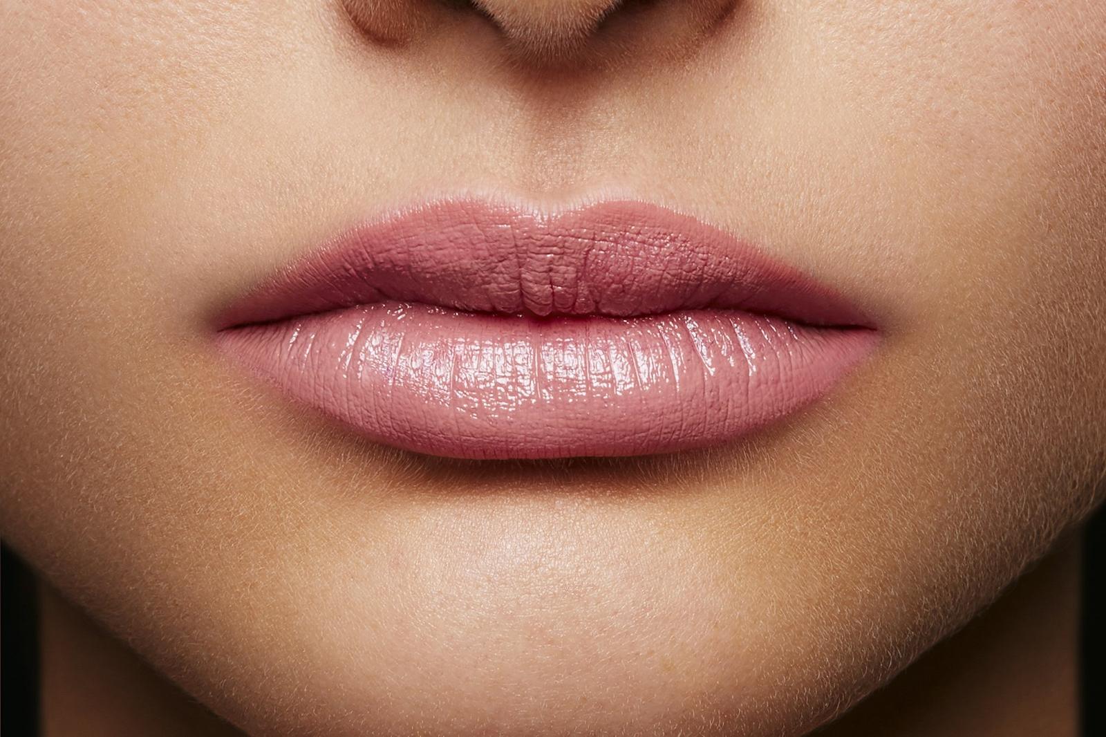 Помада L'Oréal Paris Color Riche 630 Беж Каннське видання, фото №5