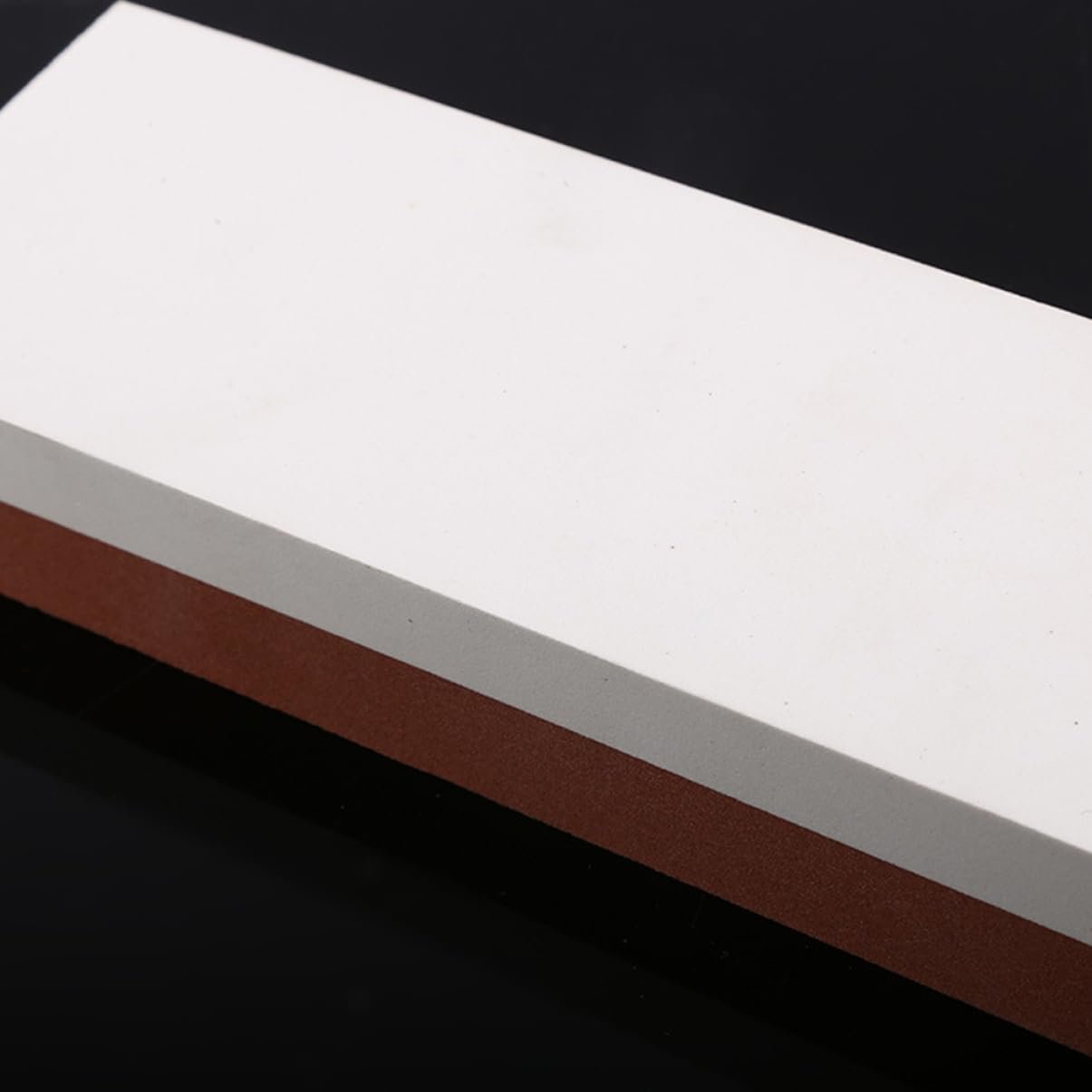 Точильний камінь двосторонній з білого корунду для ножів та ножиць, фото №6