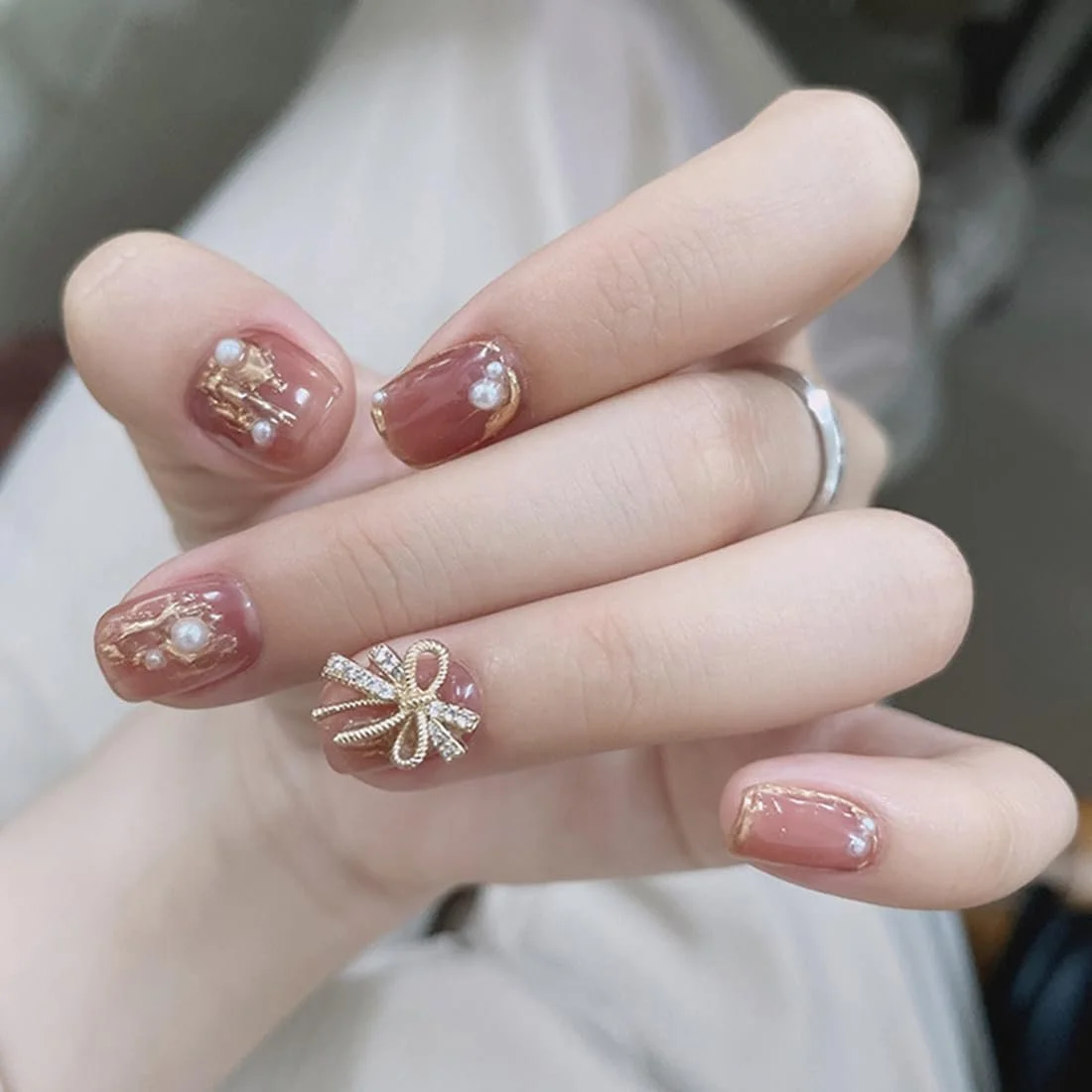 Стразы для ногтей Женский дизайн Жемчуг и икра Белые шарики из нержавеющей стали Акриловые украшения для ногтей 1 коробка Полукруглые жемчужные шарики, фото №4