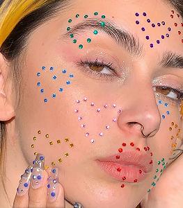 Самоклеящиеся блестящие стразы 15 цветов, косметические блестящие стразы для лица, 3 мм, 4 мм, 5 мм (900 шт.) - Фото 1