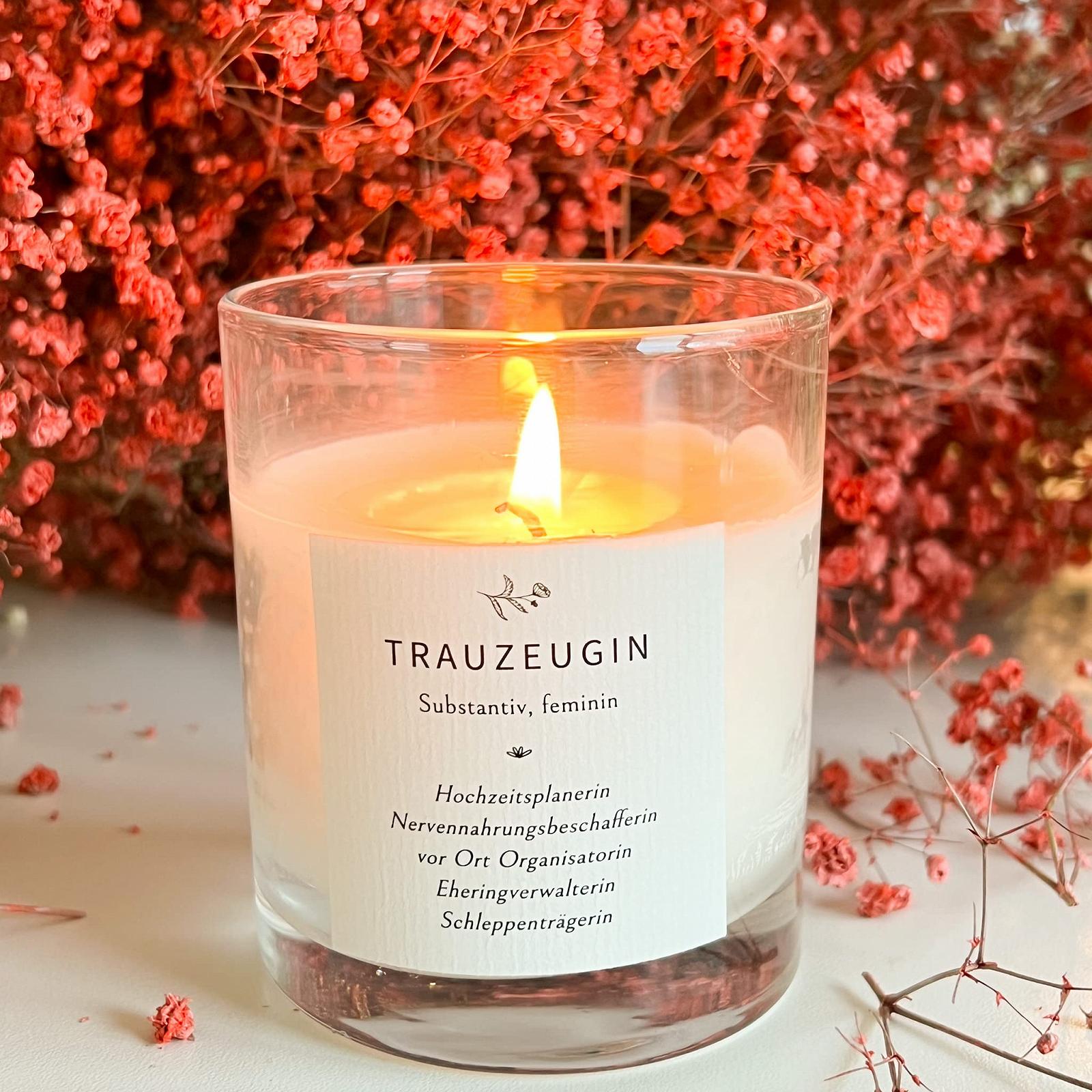 Свеча ароматизированная Maid of Honour в стекле, фото №4 Свеча ароматизированная Maid of Honour в стекле, фото №4