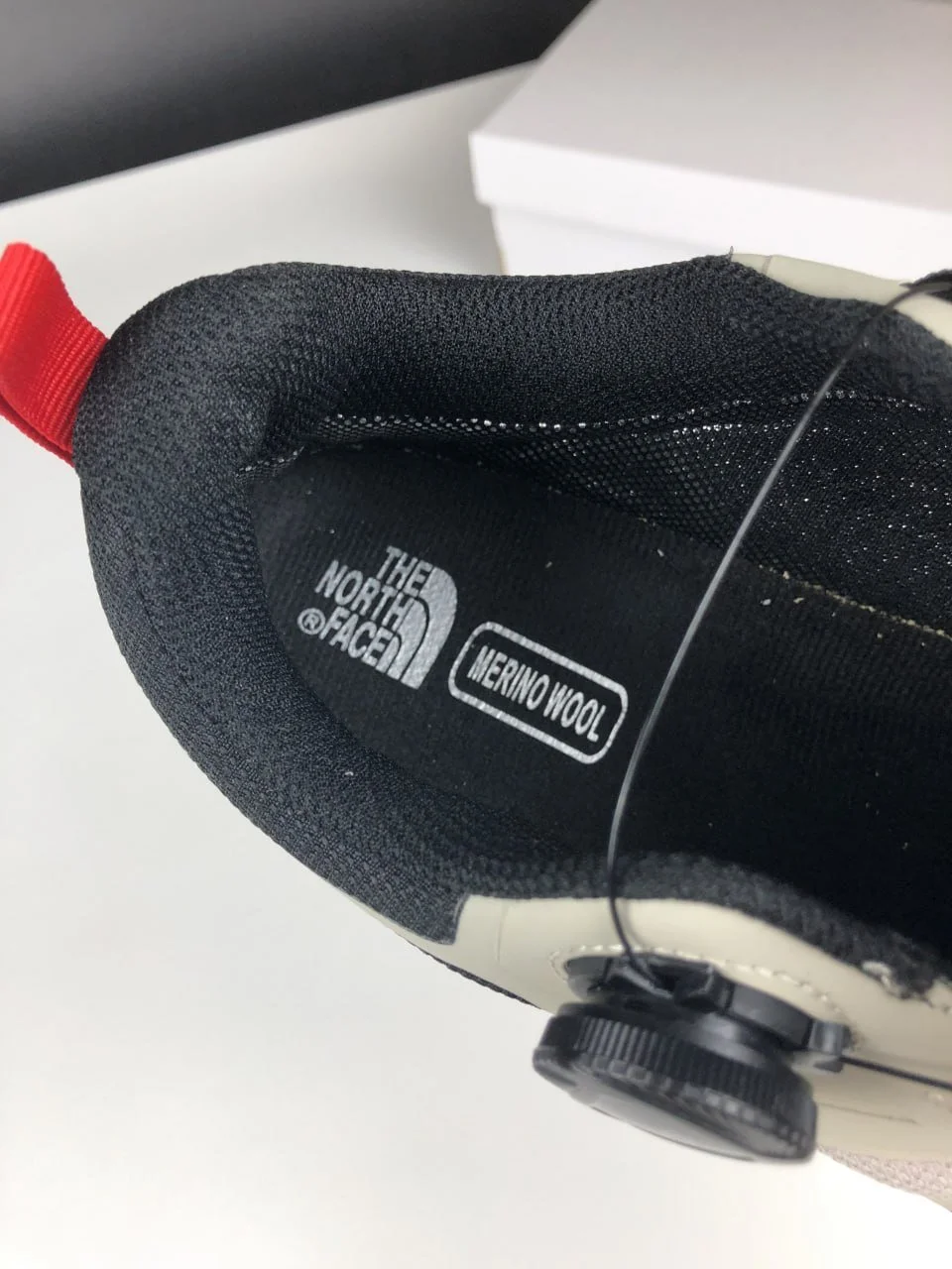 Чоловічі кросівки The North Face Shimano Boa Gore-Tex бежеві з чорним термо осінь зима, фото №8 Чоловічі кросівки The North Face Shimano Boa Gore-Tex бежеві з чорним термо осінь зима, фото №8