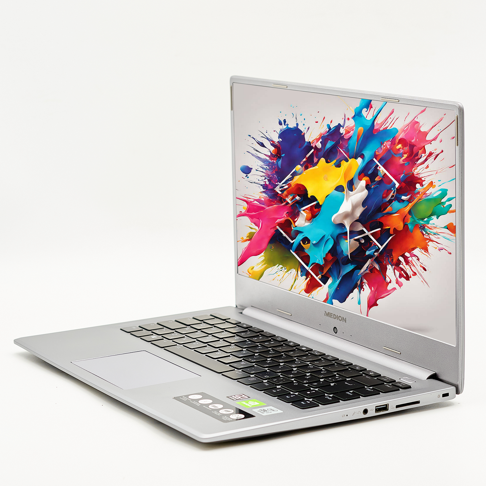 Игровой ноутбук 15.6'' Medion Akoya P15647 Intel Core i7-10510U ОЗУ 32 ГБ SSD 1 ТБ Nvidia GeForce MX350 Металлический корпус Win10, фото №4