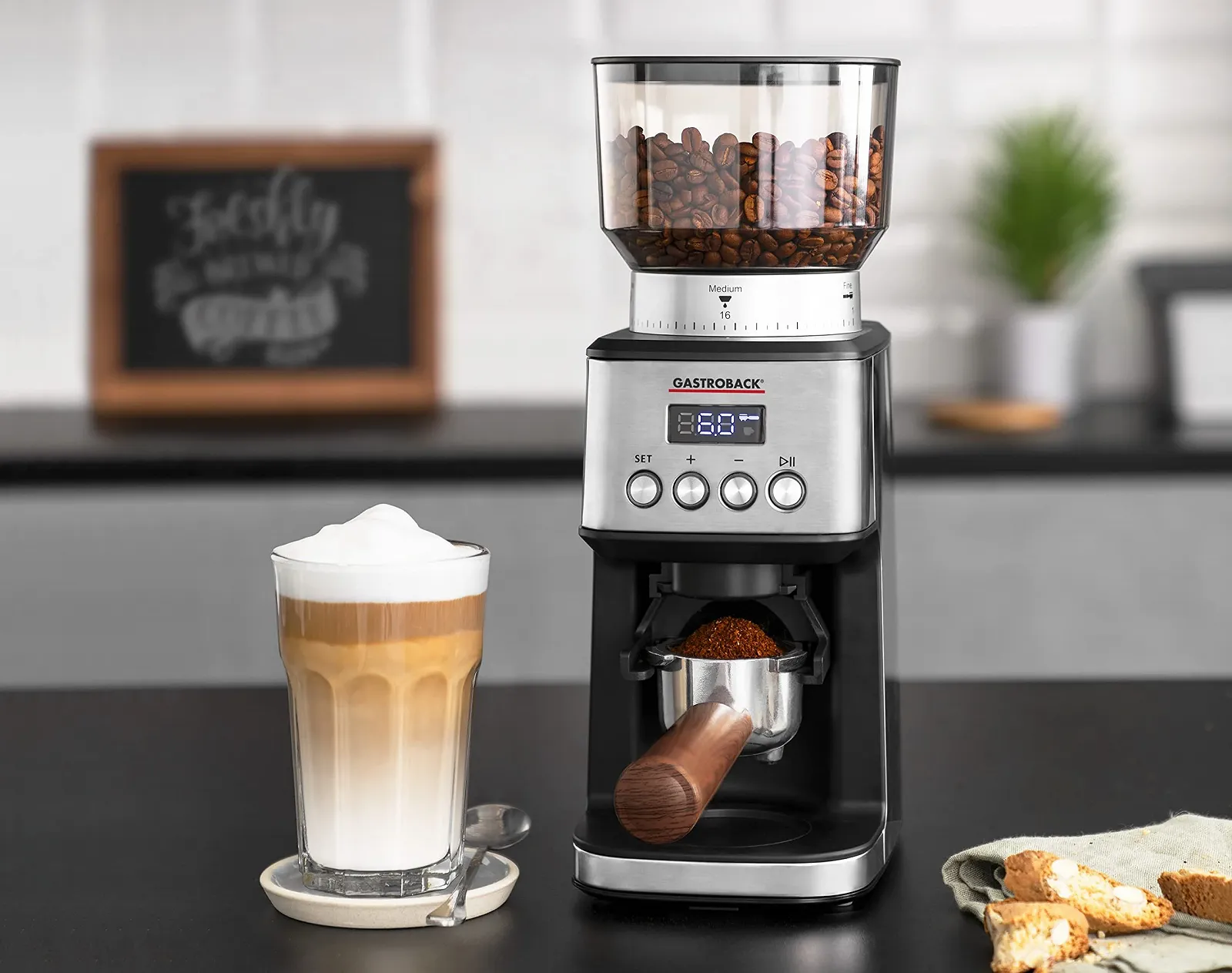 Кофемолка GASTROBACK Design Coffee Grinder Digital, 31 режим помола от мелкого до грубого, 2 автоматических режима, фото №2 Кофемолка GASTROBACK Design Coffee Grinder Digital, 31 режим помола от мелкого до грубого, 2 автоматических режима, фото №2