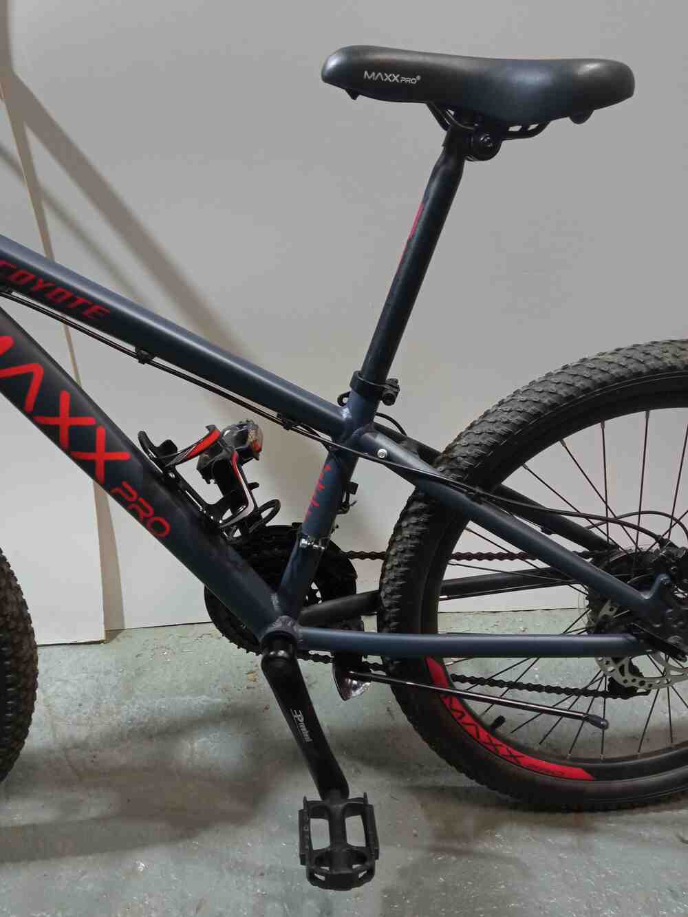 Велосипеди для дорослих і дітей MaxxPro Coyote 24 Black-Red, фото №16 Велосипеди для дорослих і дітей MaxxPro Coyote 24 Black-Red, фото №16