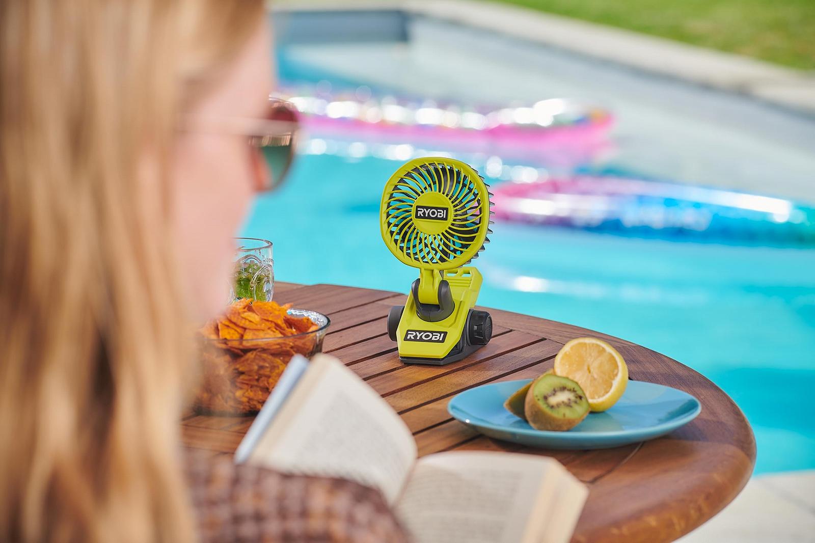 Вентилятор Ryobi USB-LITHIUM RCF4-120G з кліпсою, 4V, поворотний на 325° та обертовий на 180°, фото №6