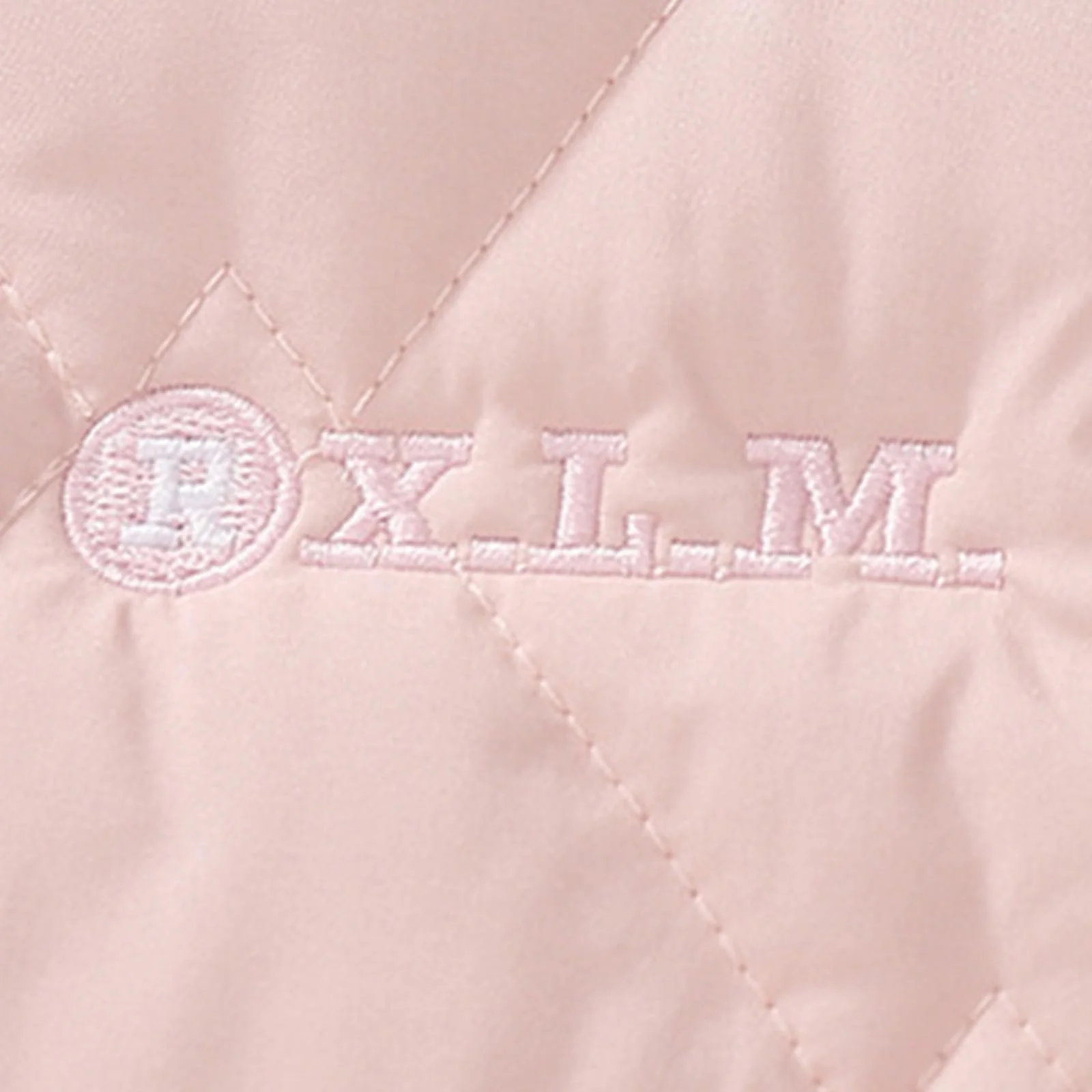 Легка пухова жилетка для дівчат, приталена, фото №5 Легка пухова жилетка для дівчат, приталена, фото №5