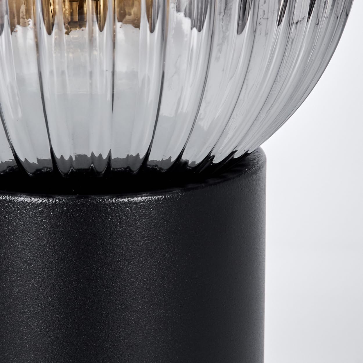 Настільна лампа HOFSTEIN Koyoto метал / ребристе скло Чорний/Димчастий/Прозорий, фото №6