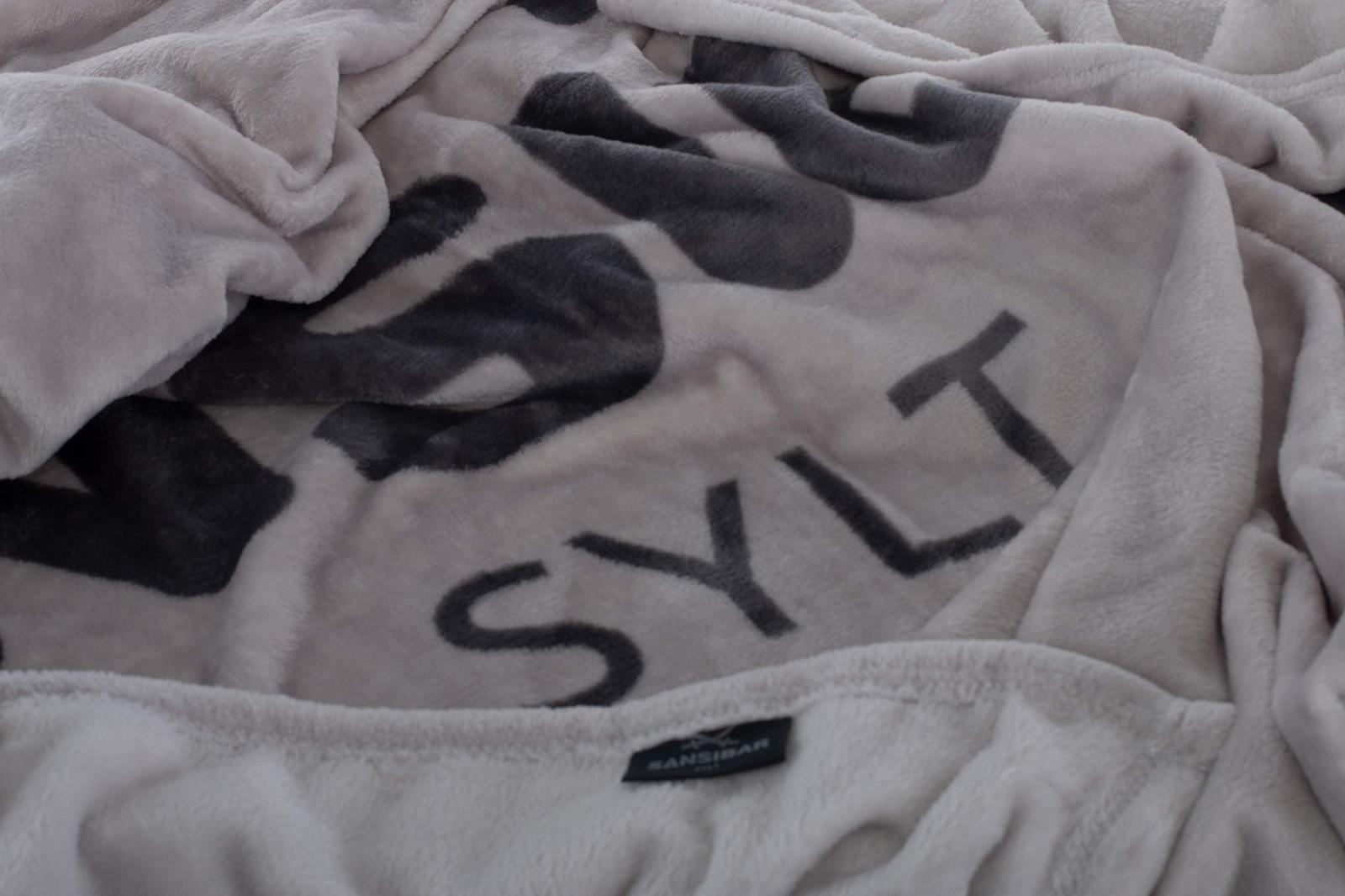 Покривало Мікрофібра Sansibar Sylt 150 x 200 см Срібний, фото №4 Покривало Мікрофібра Sansibar Sylt 150 x 200 см Срібний, фото №4