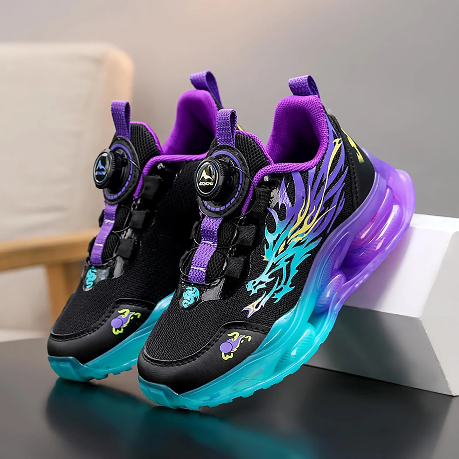 Дитячі Кросівки і дівчаток Спортивні Бігові Кросівки Тренажери з Поворотним Механізмом Дихаючі Модні Легкі Тренажери, фото №2