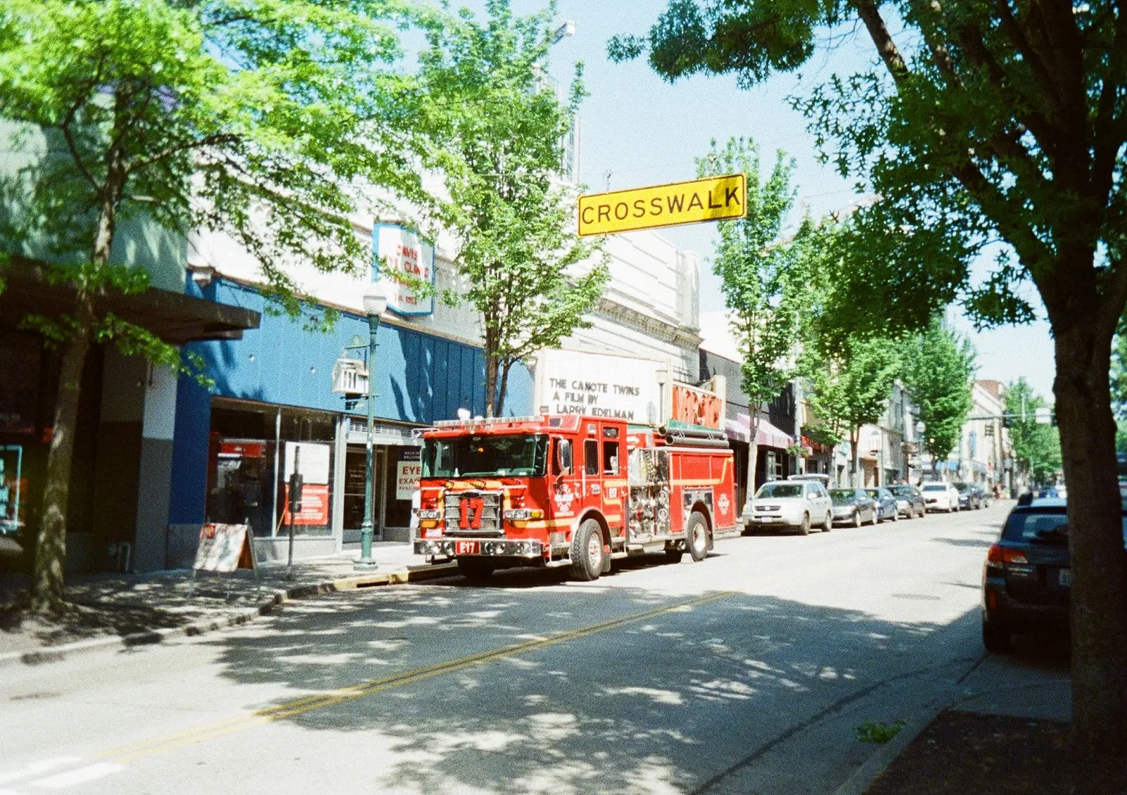 Плівкова фотокамера Kodak EKTAR H35N Half Format Film Camera Kit з плівкою Kodak Ultramax 400/24EXP 35mm Roll Film Glazed Orange, фото №5