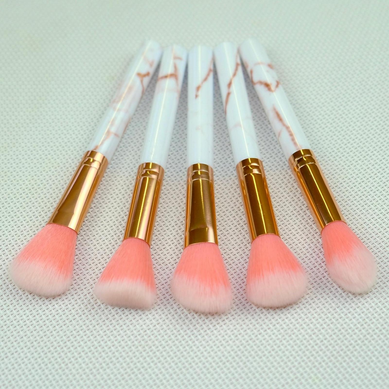 Набір Deni Carte косметичний пензлики 10 шт філігранні волоски, фото №4 Набір Deni Carte косметичний пензлики 10 шт філігранні волоски, фото №4