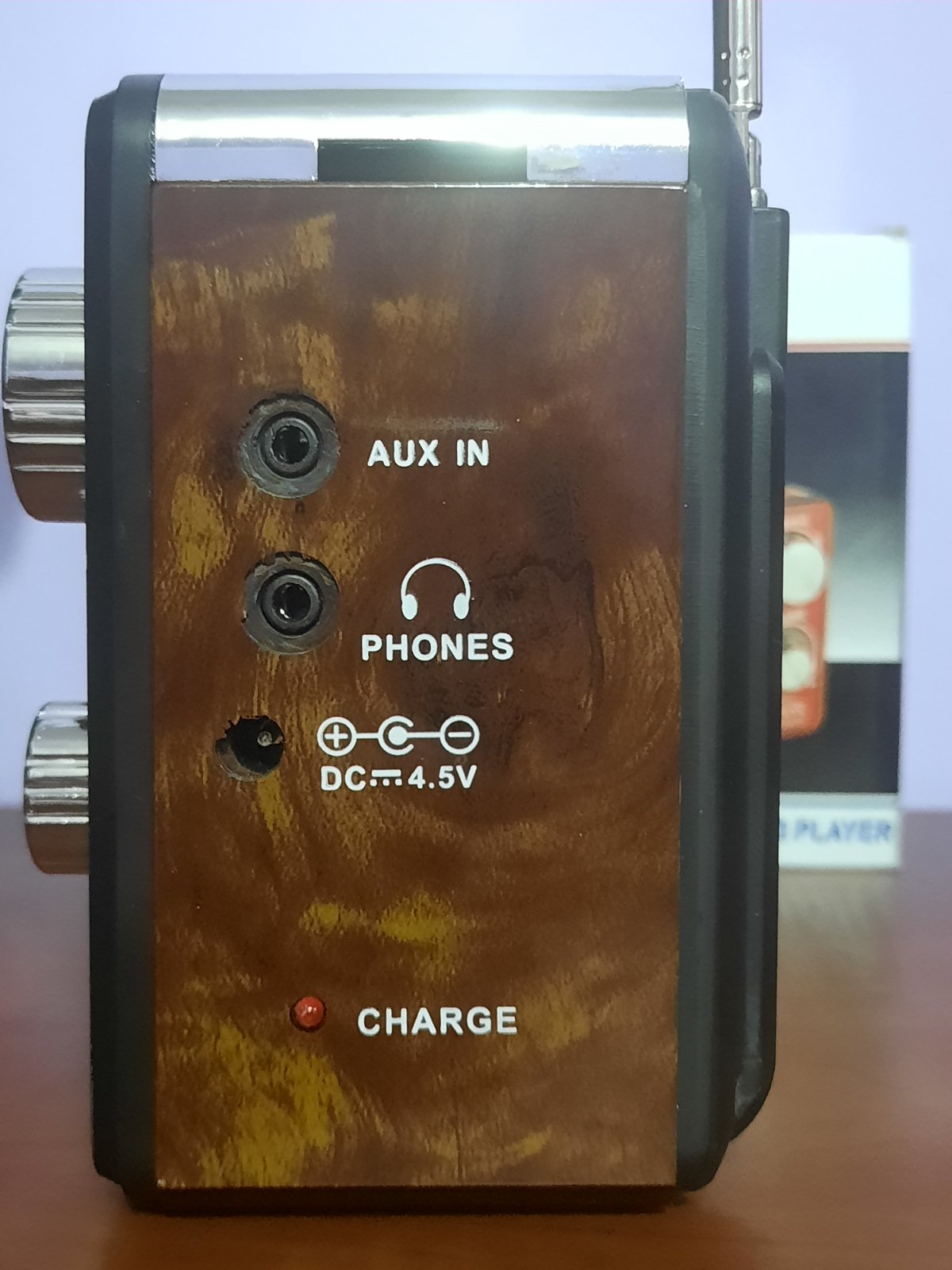 Портативний радіоприймач акумуляторний YUEGAN YG-825 LED радіо AM/FM/SW та MP3-плеєр в одному з ліхтариком, фото №5