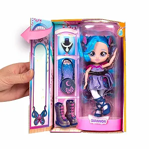 Модна лялька CRY Babies BFF Shannon з довгим волоссям, тканиним одягом і 9 аксесуарами synthetic.ua - Фото 1