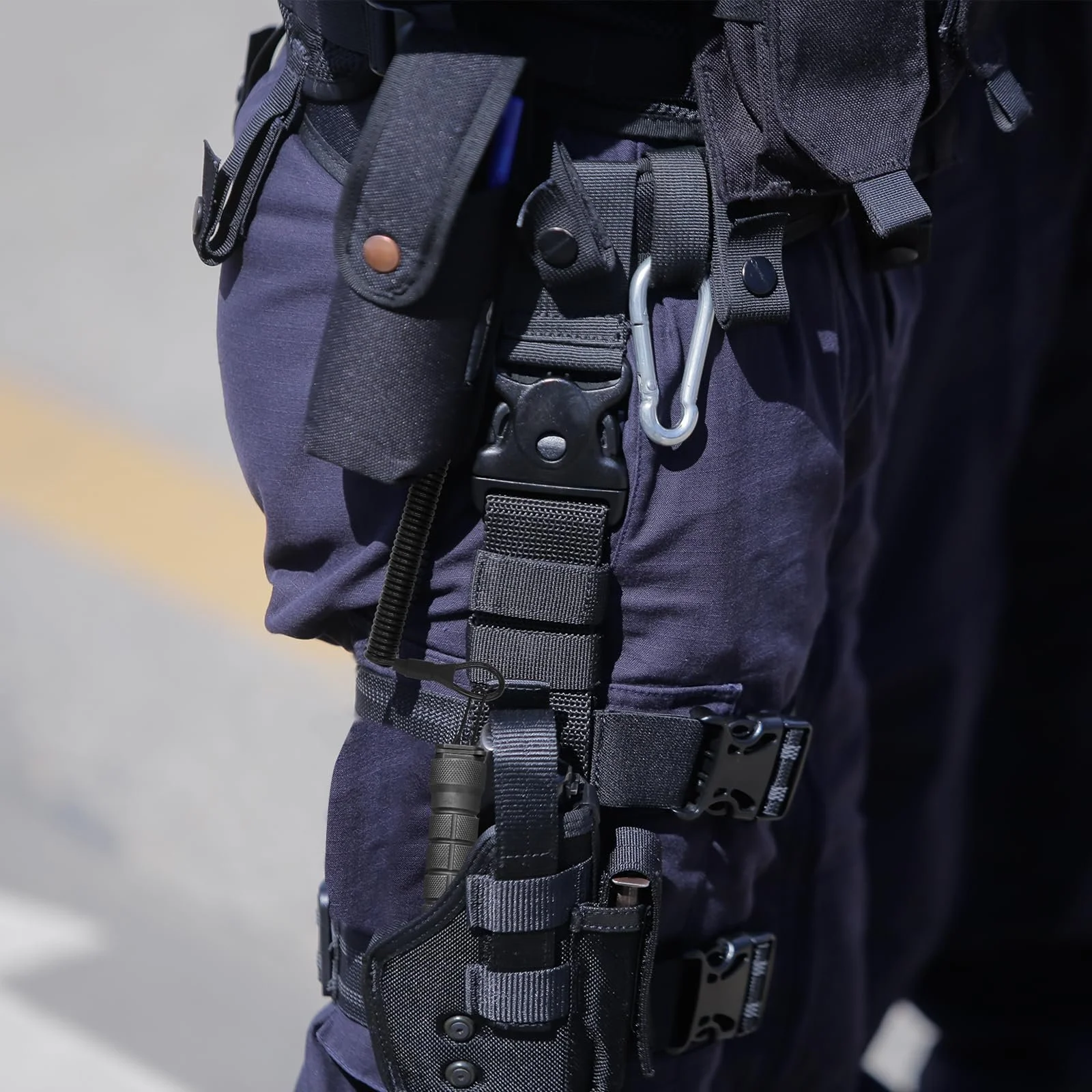 Шнурок тактический спиральный ZHIYUQL® Pack of 3 с карабином, черный, 125 см, фото №5