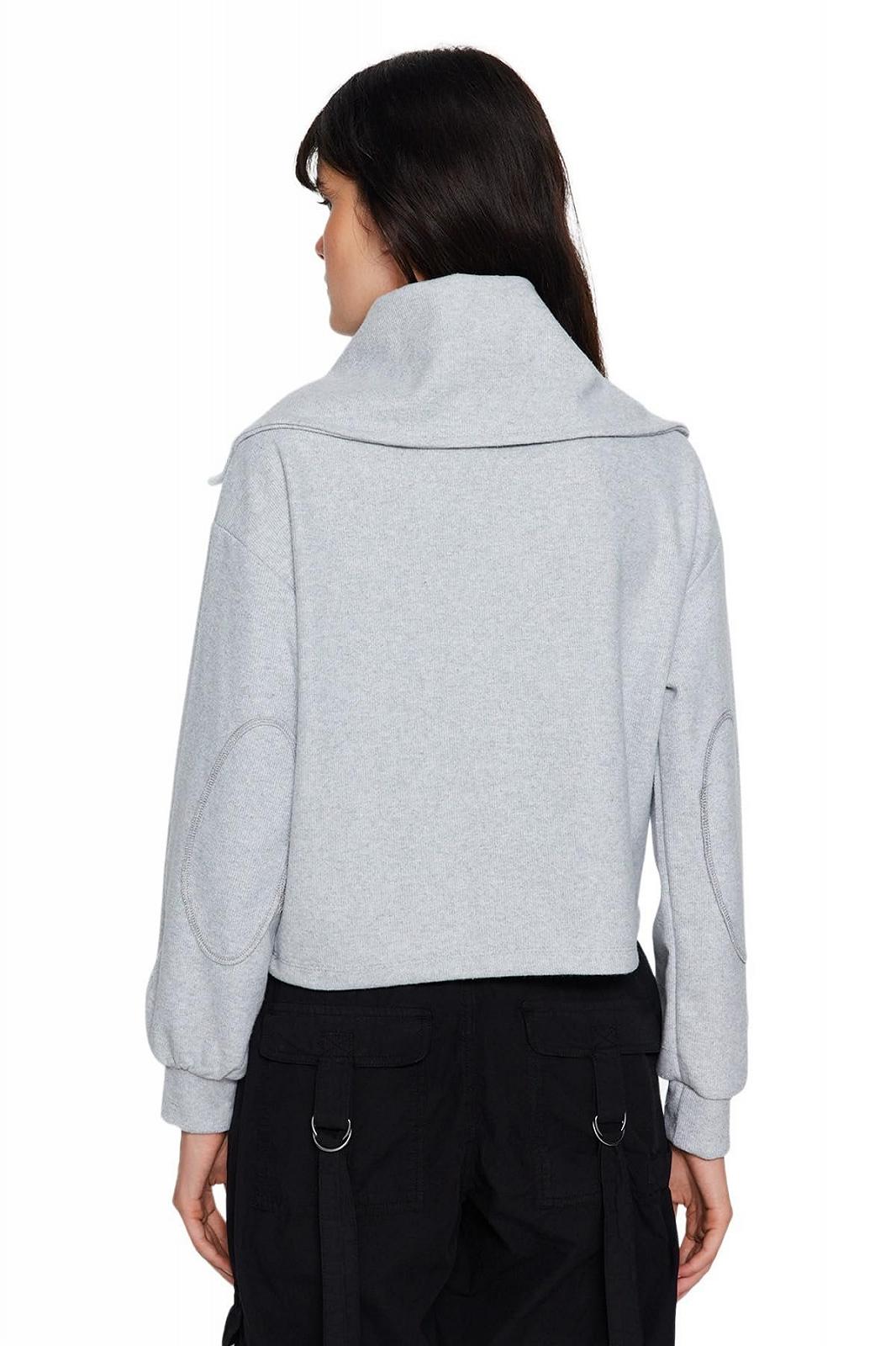 Женский свитшот прямого кроя с длинными рукавами свободного стиля TRENDYOL, фото №6 Женский свитшот прямого кроя с длинными рукавами свободного стиля TRENDYOL, фото №6