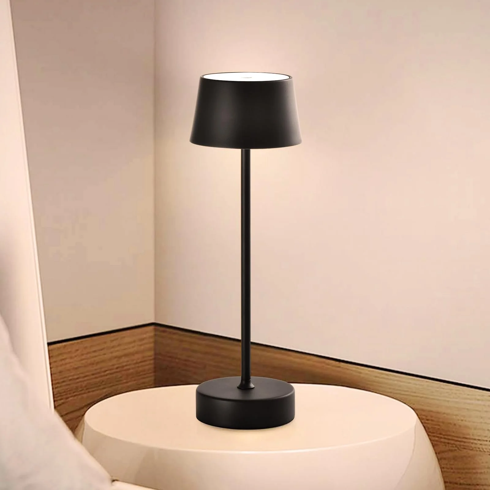 Настільна лампа LQWELL KT11332-1B Touch Type C USB Black, фото №1