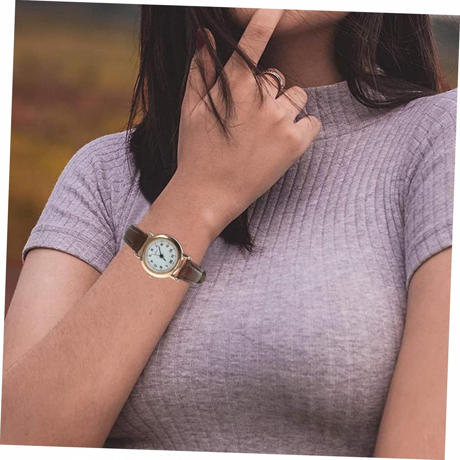 Женские часы LIFKOME с кожаным ремешком, простые цифровые часы, маленькие настольные часы для женщин, без запаха, гибкие, прочные, фото №9