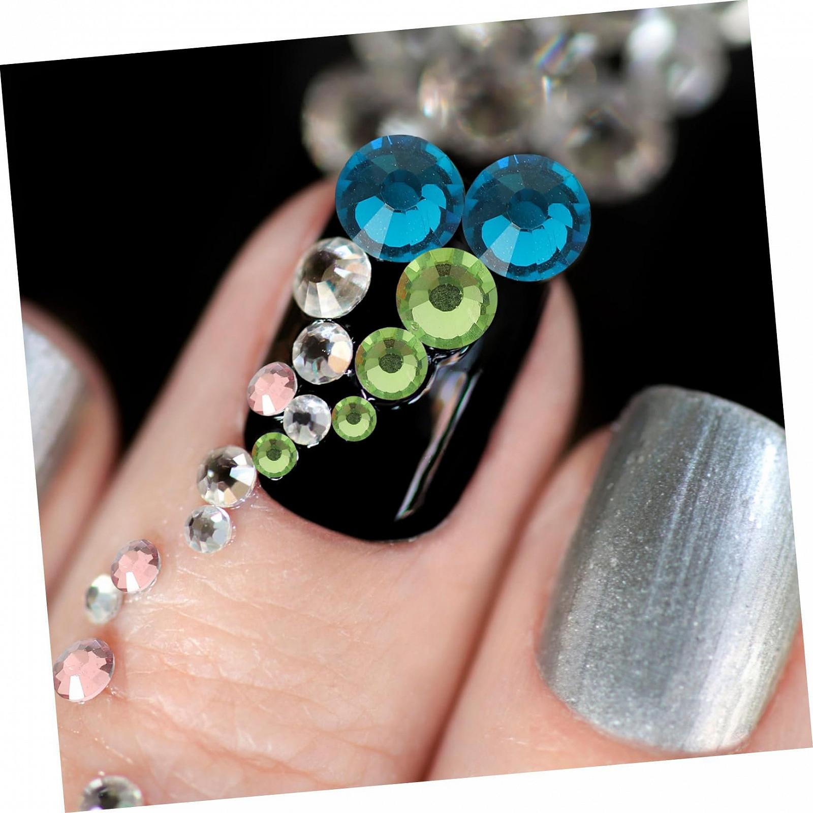 Стразы для ногтей FRCOLOR 4 шт. Набор блестящих страз для ногтей с плоской задней частью для DIY дизайна ногтей. Веер. Универсальные для творческого дизайна ногтей и декора, фото №5