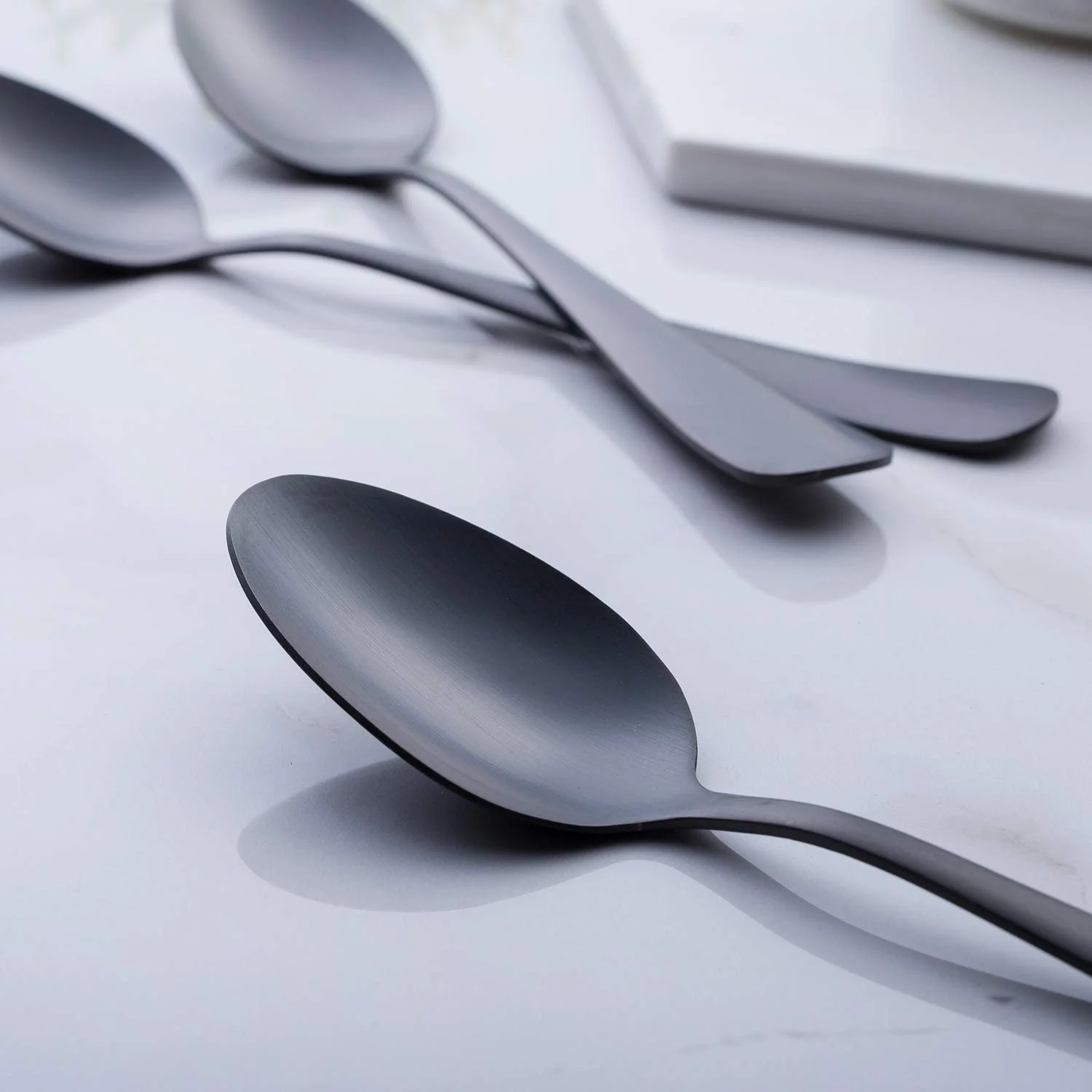 Десертная ложка GoGeiLi Matte Black, ложка из нержавеющей стали с атласной отделкой, 172 см, набор чайных ложек для кофе, на 6 персон, можно мыть в посудомоечной машине, фото №3 Десертная ложка GoGeiLi Matte Black, ложка из нержавеющей стали с атласной отделкой, 172 см, набор чайных ложек для кофе, на 6 персон, можно мыть в посудомоечной машине, фото №3