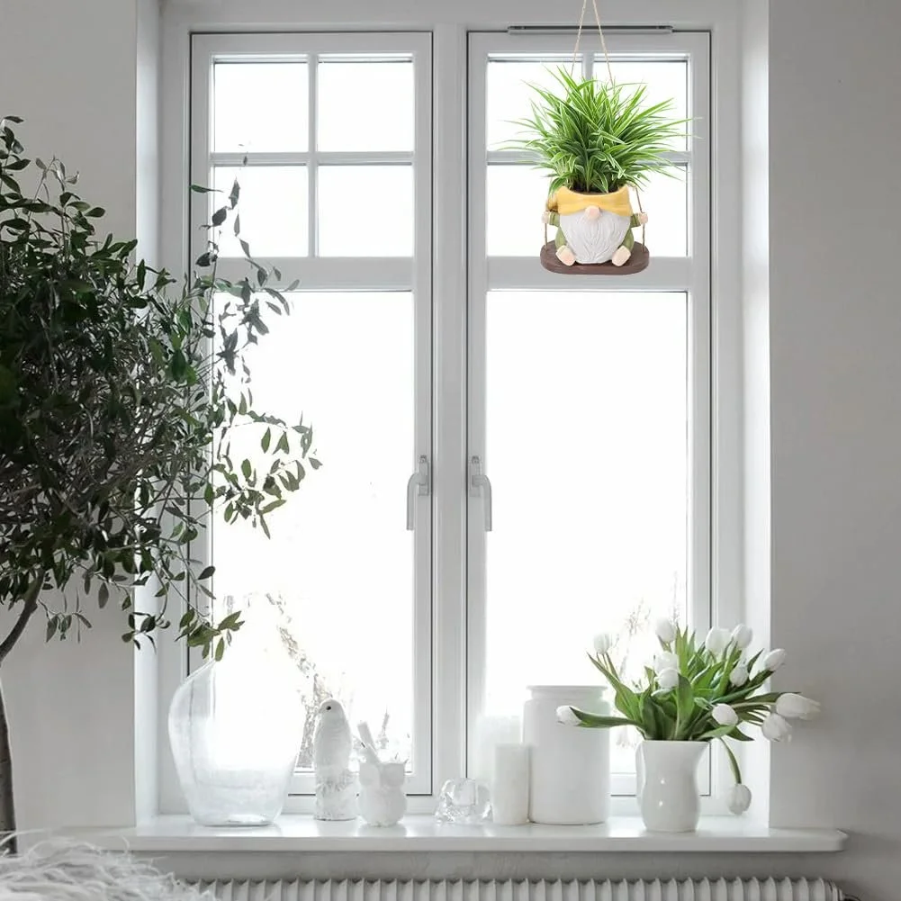 Підвісний квітковий горщик-гойдалка Безликий гном 17х13х13 см зі смоли Декоративний, фото №8