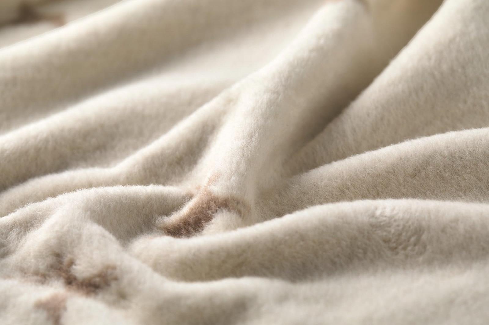 Плед David Fussenegger Stag Allover 150 x 200 см М'який диванний плед з переробленої бавовни, фото №2