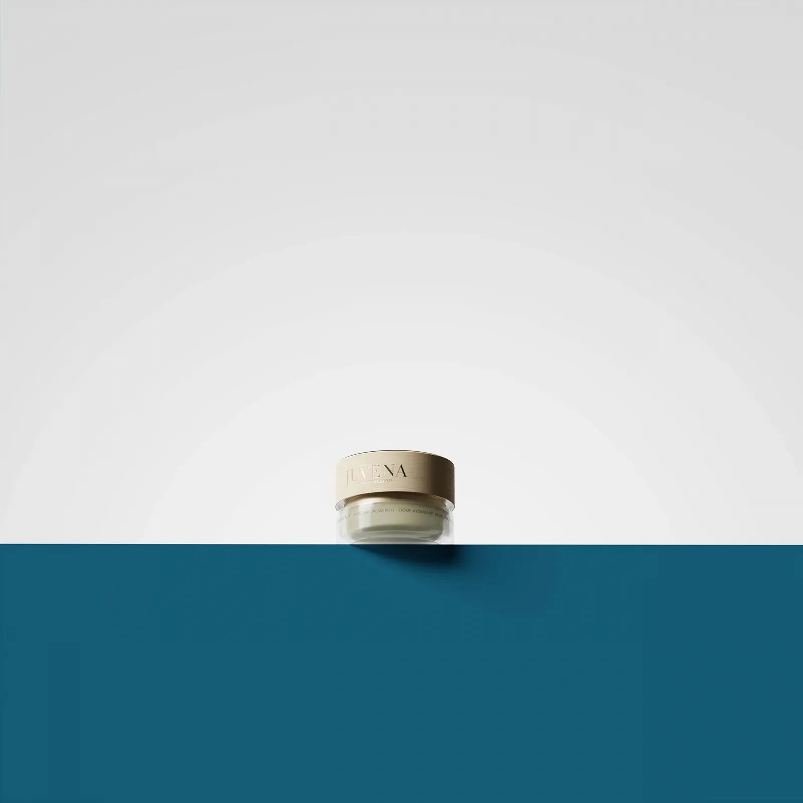 Зволожувальний крем Juvena Skin Energy Rich Moisture Cream насичений, фото №2 Зволожувальний крем Juvena Skin Energy Rich Moisture Cream насичений, фото №2