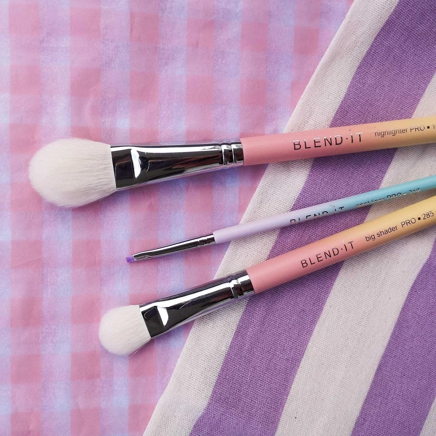 Кисти Blend It Spot Liner PRO 310 микс синтетического волоса, фото №7 Кисти Blend It Spot Liner PRO 310 микс синтетического волоса, фото №7