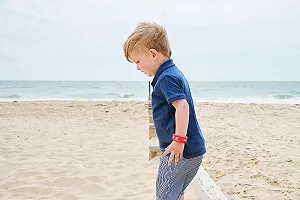 Браслет безпеки LittleLife, дитячий з ідентифікаційними картками для екстреного зв'язку або медичної інформації synthetic.ua - Фото 1