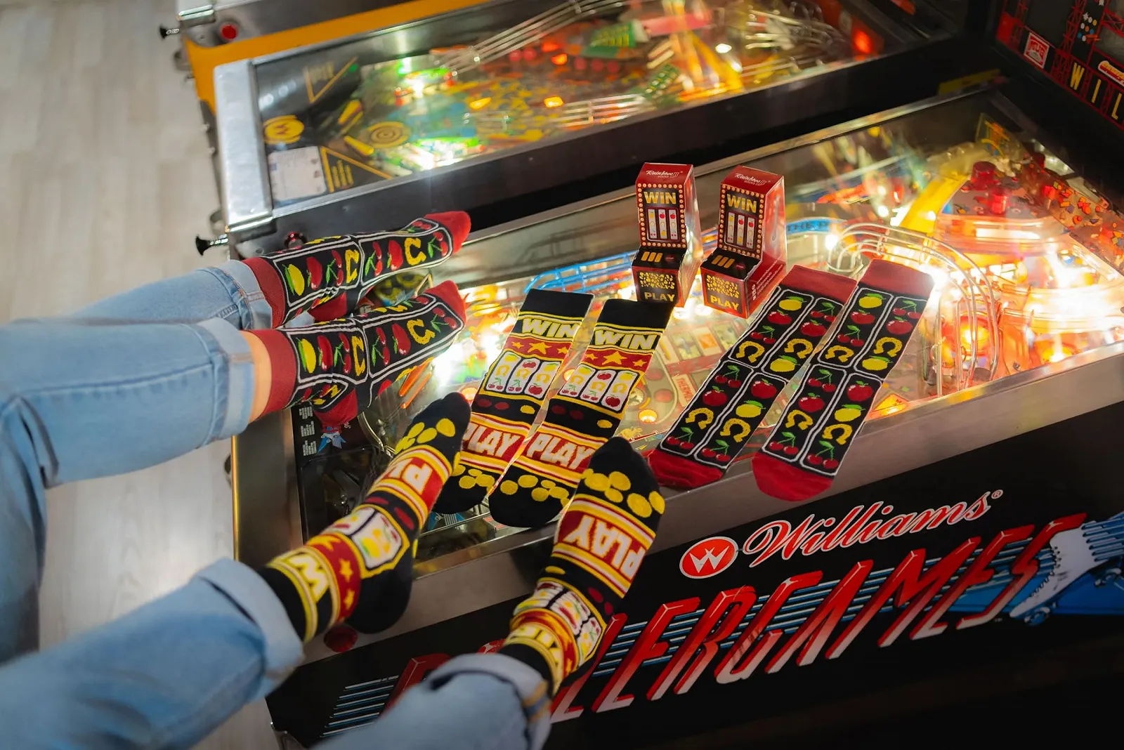 Шкарпетки Rainbow Socks Slot Machine Socks (Однорукий бандит) - 2 пари, фото №6 Шкарпетки Rainbow Socks Slot Machine Socks (Однорукий бандит) - 2 пари, фото №6