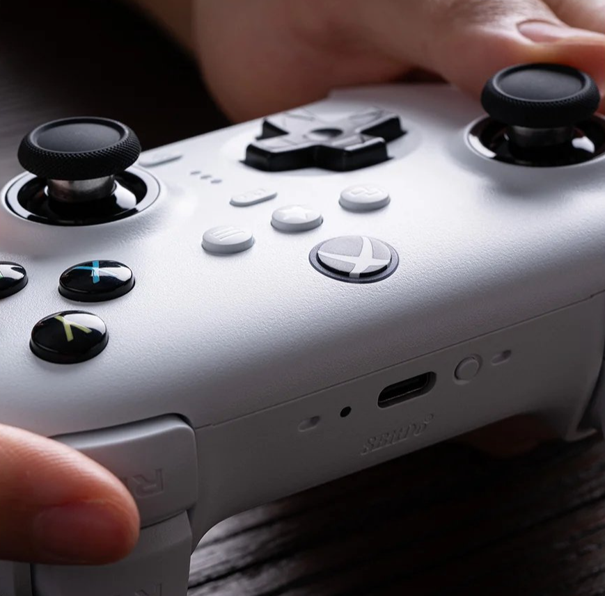 Геймпад 8Bitdo Ultimate 3 White + Док-станція, фото №4 Геймпад 8Bitdo Ultimate 3 White + Док-станція, фото №4