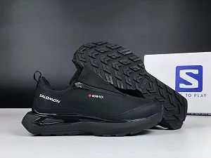 Чоловічі термо кросівки Salomon Odyssey Gore-Tex чорні осінь зима ціна на synthetic.ua - Фото 1 Чоловічі термо кросівки Salomon Odyssey Gore-Tex чорні осінь зима synthetic.ua - Фото 1