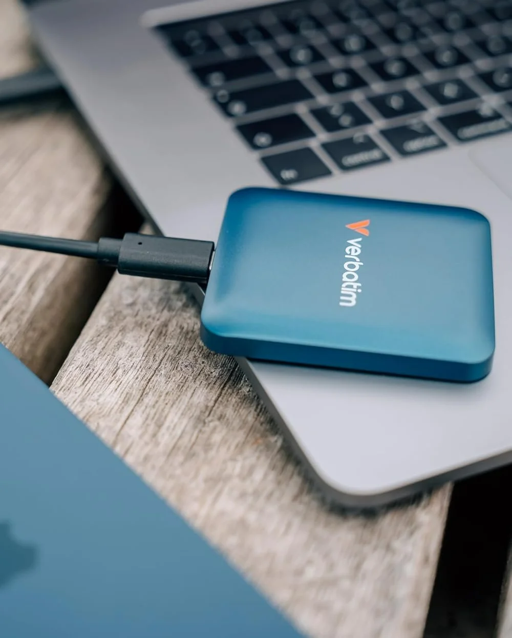 Внешний SSD накопитель 1TB Verbatim Snapback MagSafe USB 3.2 Type-C (0023942320753) Metallic Blue, фото №5