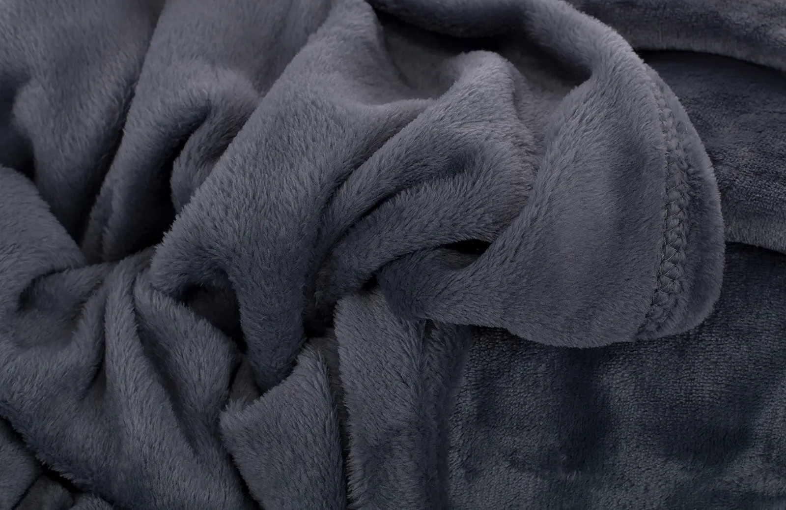 Одеяло Brandsseller Flannel Очень мягкое Уютное Одеяло Покрывало - Однотонное - 180 x 220 см - Серый, фото №3