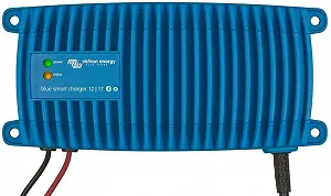 Зарядний пристрій для акумуляторів Victron Energy Blue Smart IP67 Charger 12/17 / Bluetooth synthetic.ua - Фото 1