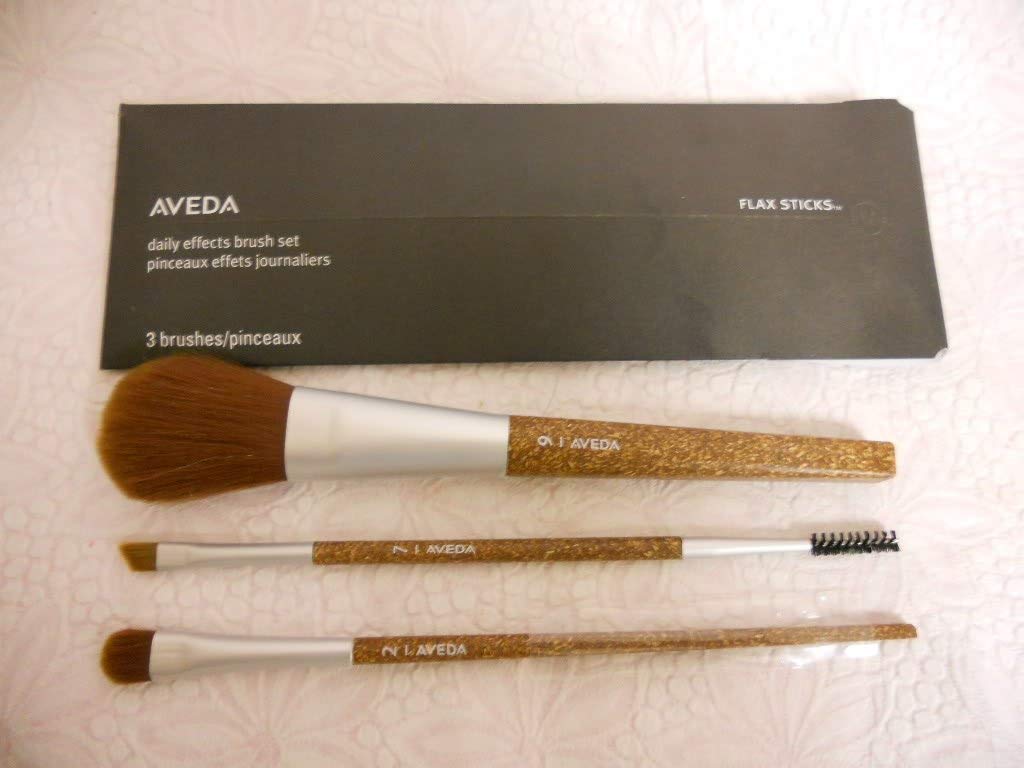 Щіточка AVEDA Flax Sticks Daily Effects Brush Set (02 Medium Eye Color+07 Brow & Lash+09 Blush), фото №1