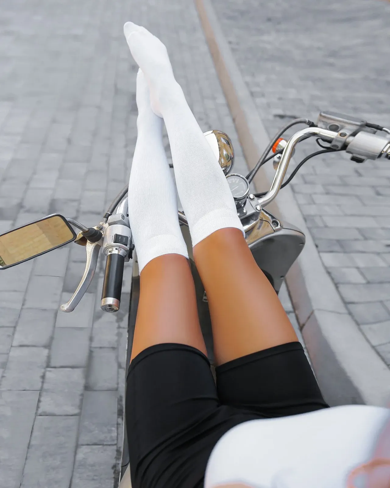 Білі демісезонні гольфи нижче коліна для дівчини, фото №3