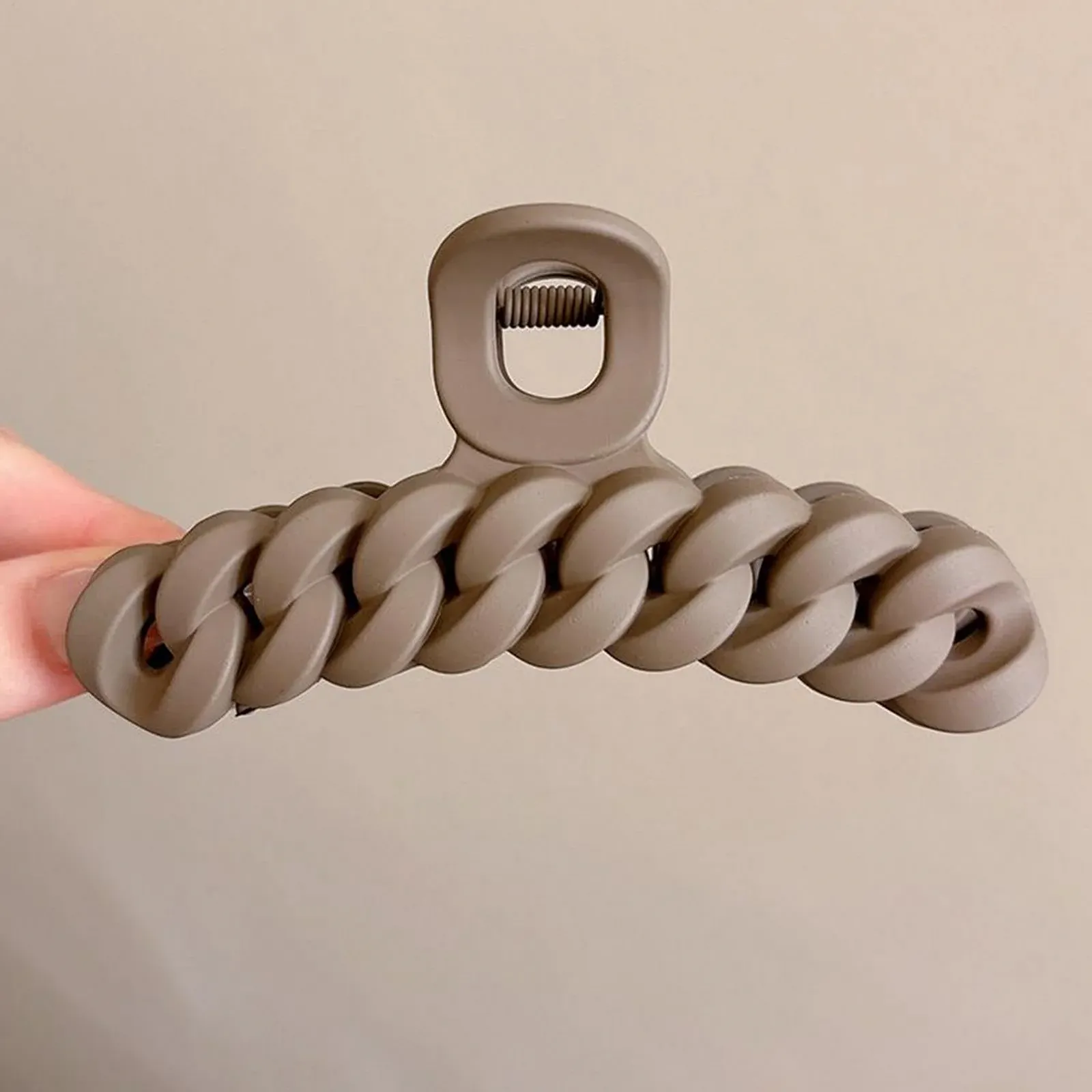 Заколки для волос Twisted Hair Claw для девочек, нескользящие. Портативные заколки для девочек, многоцелевые украшения для свиданий, повседневной жизни, работы, фото №6 Заколки для волос Twisted Hair Claw для девочек, нескользящие. Портативные заколки для девочек, многоцелевые украшения для свиданий, повседневной жизни, работы, фото №6