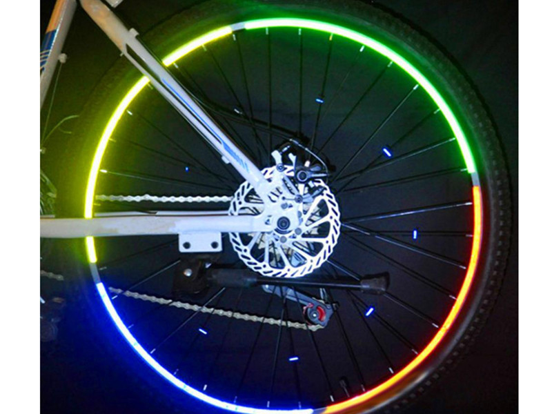 Світловідбиваючі наклейки на колесі велосипеда Feel Fit червоні MB MS, фото №3 Світловідбиваючі наклейки на колесі велосипеда Feel Fit червоні MB MS, фото №3