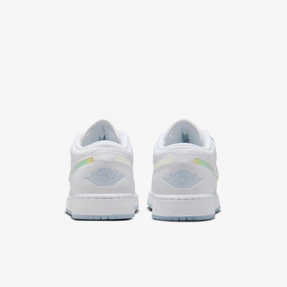 Кроссовки Nike Air Jordan 1 Low GS белые ледяной синий блестящий Swoosh, размер 39, фото №3