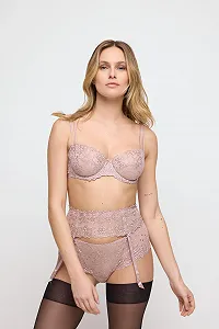 Бюстгальтер-балконет Marie Jo Jane з горизонтальними швами ціна на synthetic.ua - Фото 1 Бюстгальтер-балконет Marie Jo Jane з горизонтальними швами synthetic.ua - Фото 1