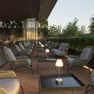 Настольная лампа Аккумуляторная Розовое золото synthetic.ua - Фото 1