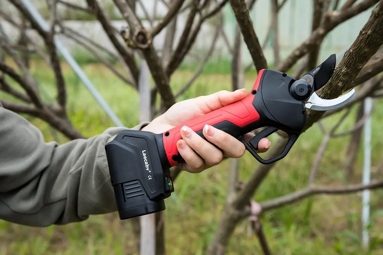 Електричні ножиці для обрізки LA28BKRD 28 мм, акумуляторні, з безщітковим двигуном, 2 акумулятори 16.8V/2Ah, фото №6