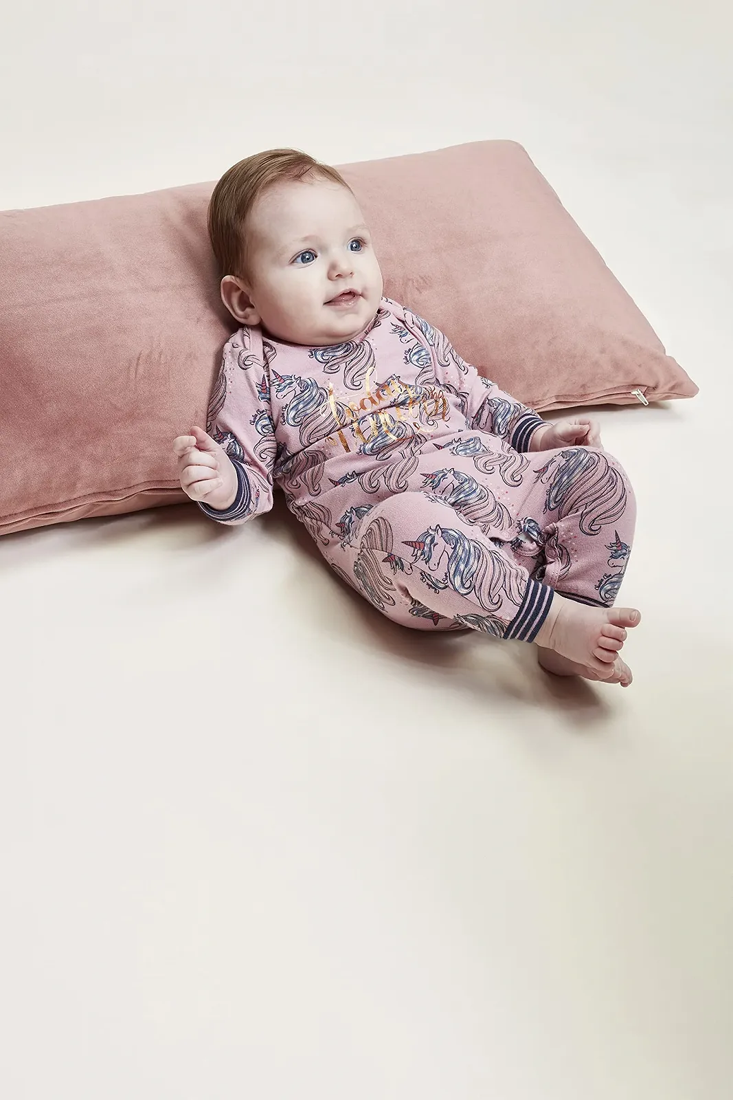 Піжама Charlie Choe для дівчат, фото №3 Піжама Charlie Choe для дівчат, фото №3