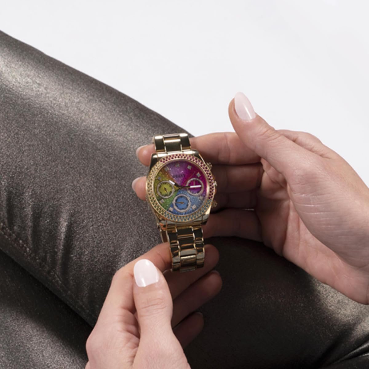 Женские часы GUESS Sol 38мм золотой GW0483L4, фото №6 Женские часы GUESS Sol 38мм золотой GW0483L4, фото №6