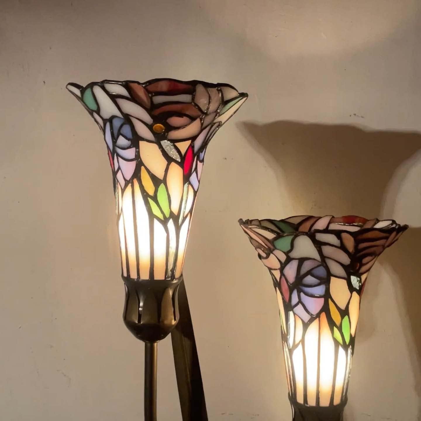 Настільна лампа Bieye Tiffany Style L30620 Лілії та бабка Вітражне скло Висота 19 дюймів, фото №3